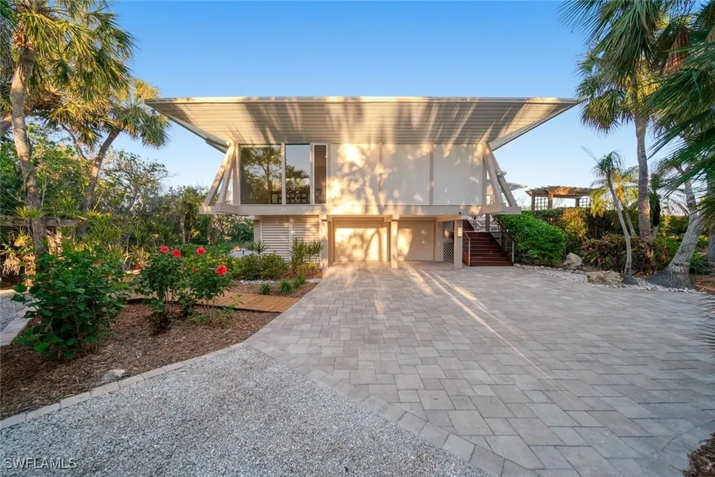 2688 Coconut Drive Sanibel FL 33957