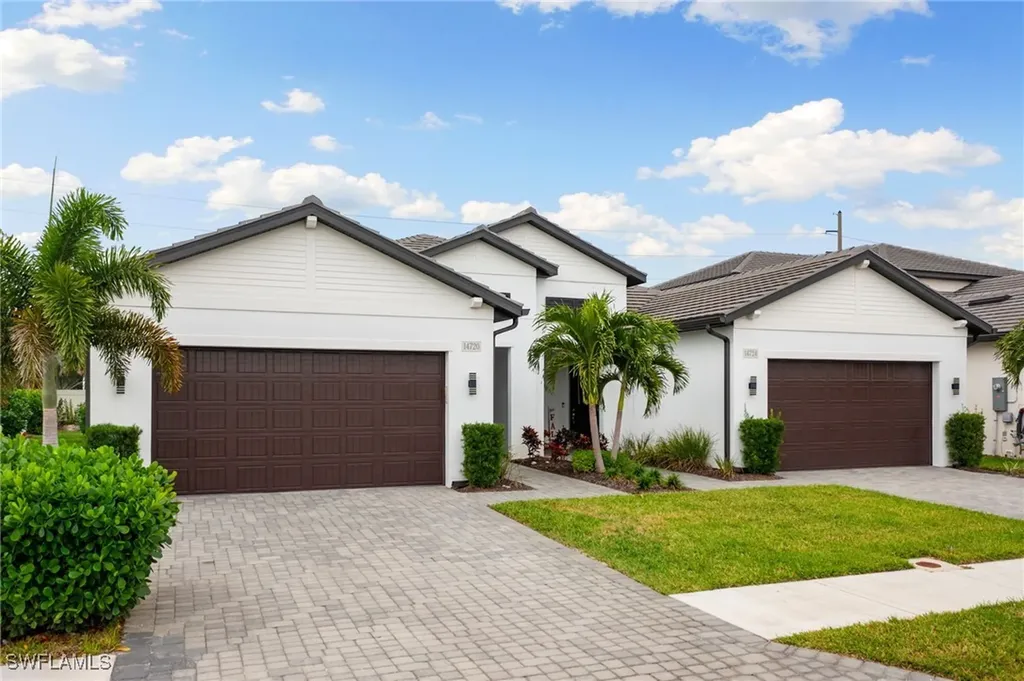 14720 Kingfisher Loop Naples FL 34120