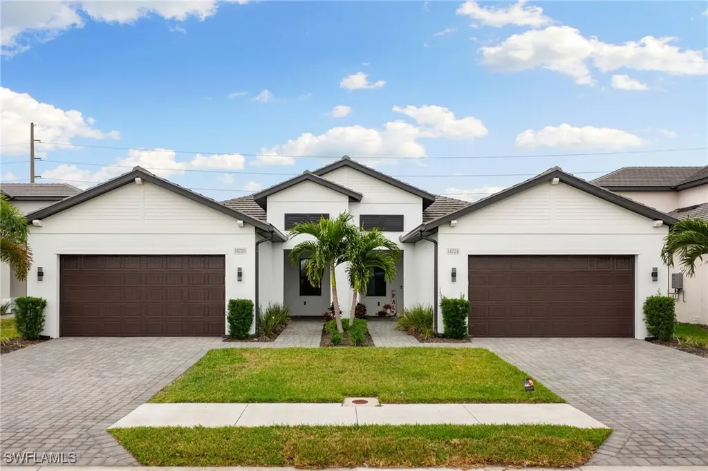 14720 Kingfisher Loop Naples FL 34120