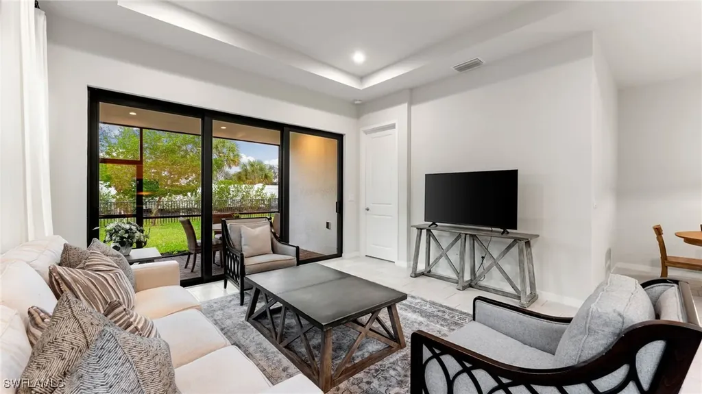 14720 Kingfisher Loop Naples FL 34120