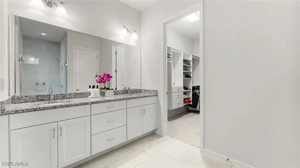 14720 Kingfisher Loop Naples FL 34120