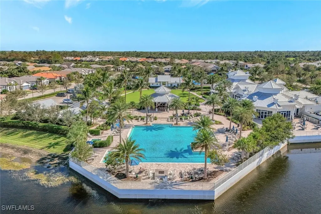 9372 Night Heron Lane Naples FL 34120