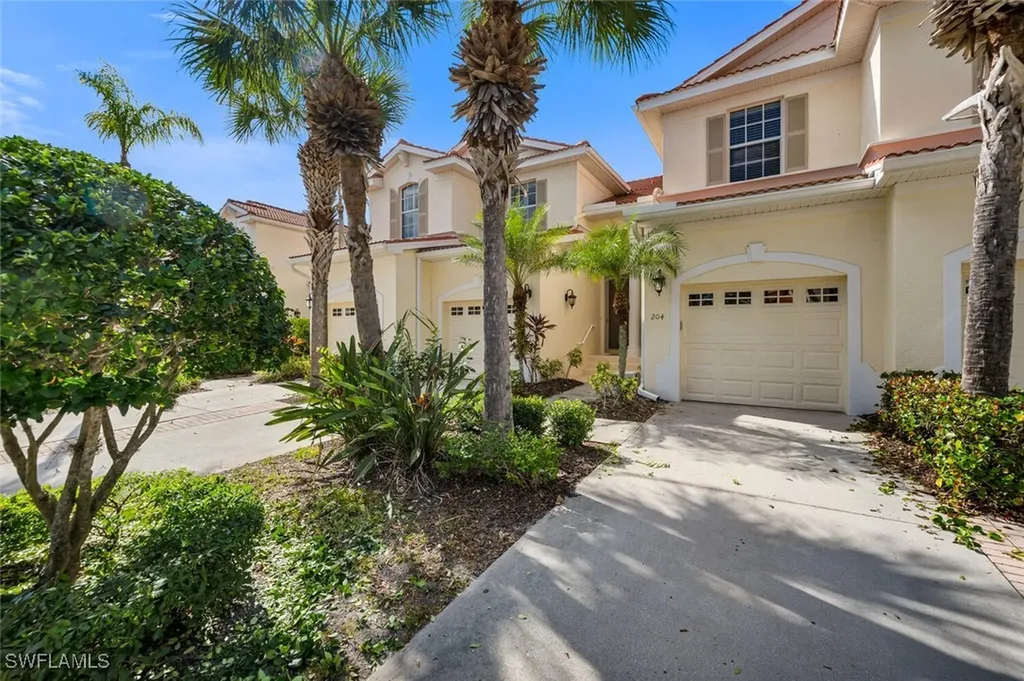 4665 Winged Foot Court Naples FL 34112