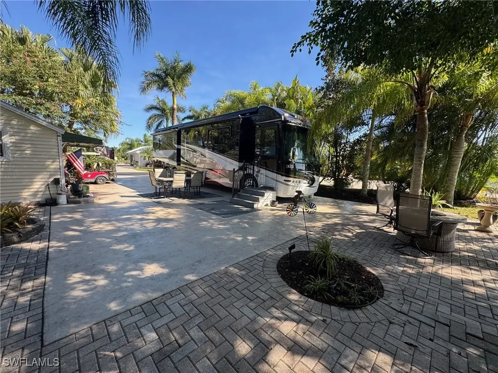 Lot 11 3029 E Riverbend Resort Boulevard Labelle FL 33935