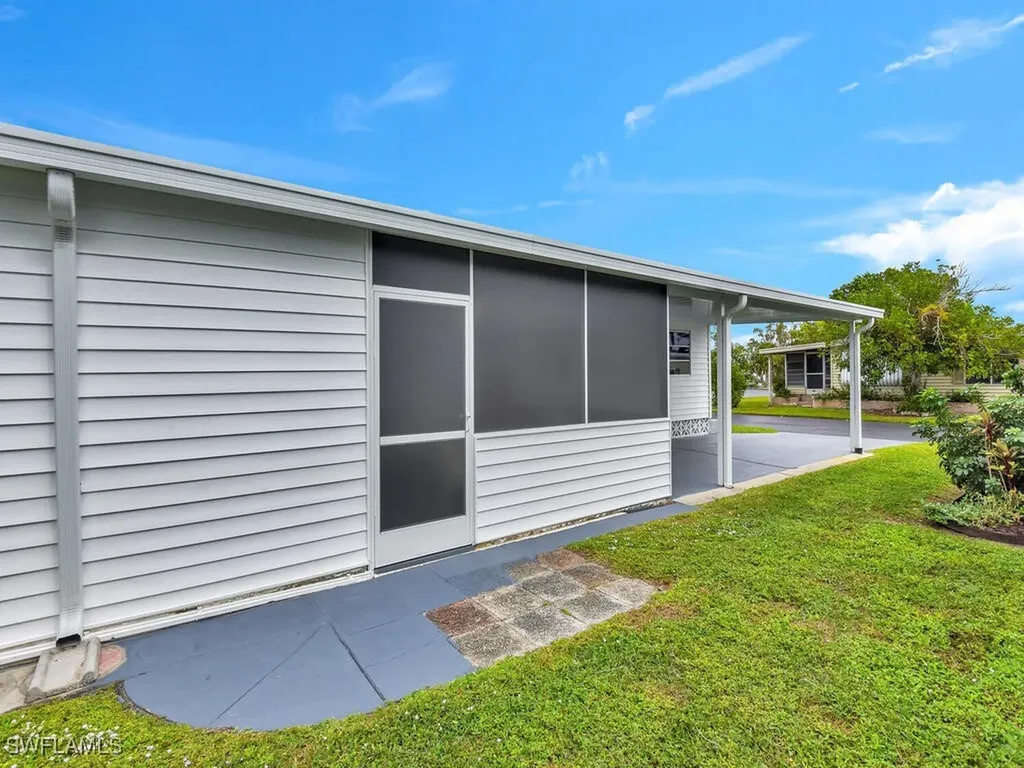 770 Roses Lane North Fort Myers FL 33917