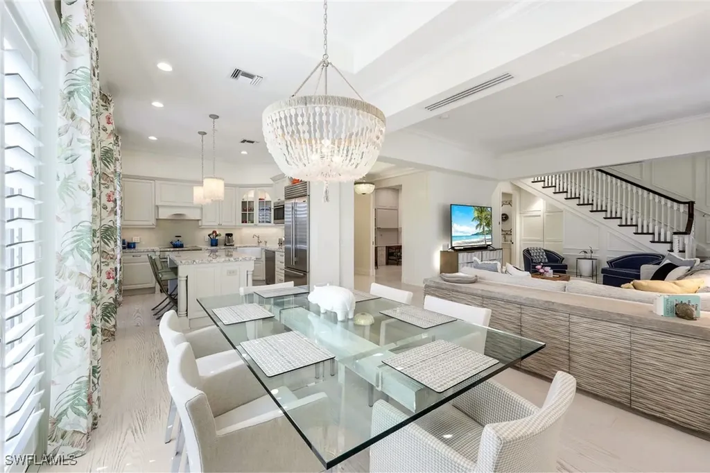 380 10th Street S Naples FL 34102