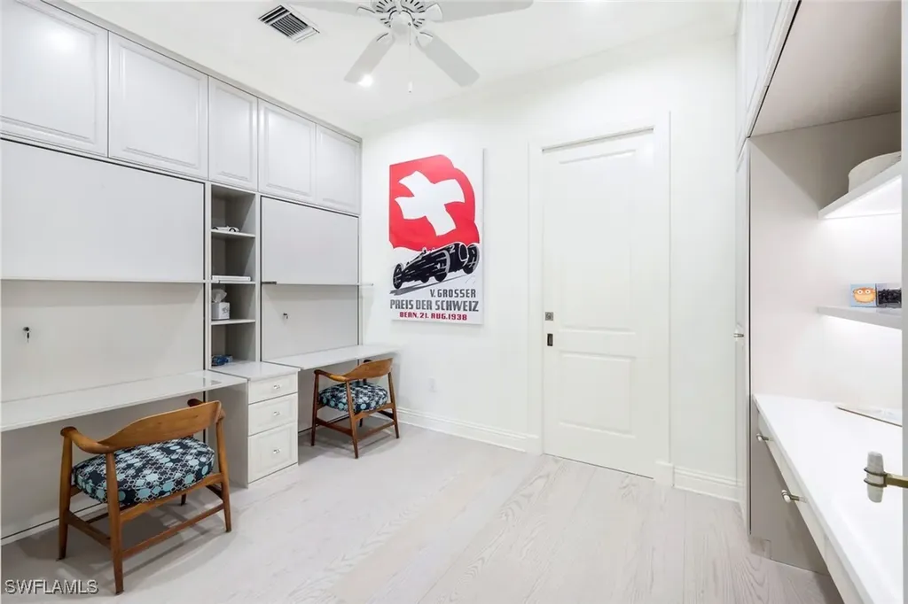 380 10th Street S Naples FL 34102