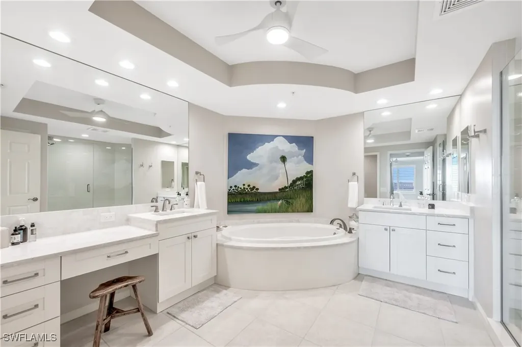455 Cove Tower Drive Naples FL 34110