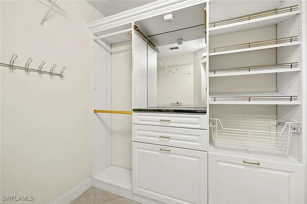 550 Captn Kate Court Naples FL 34110
