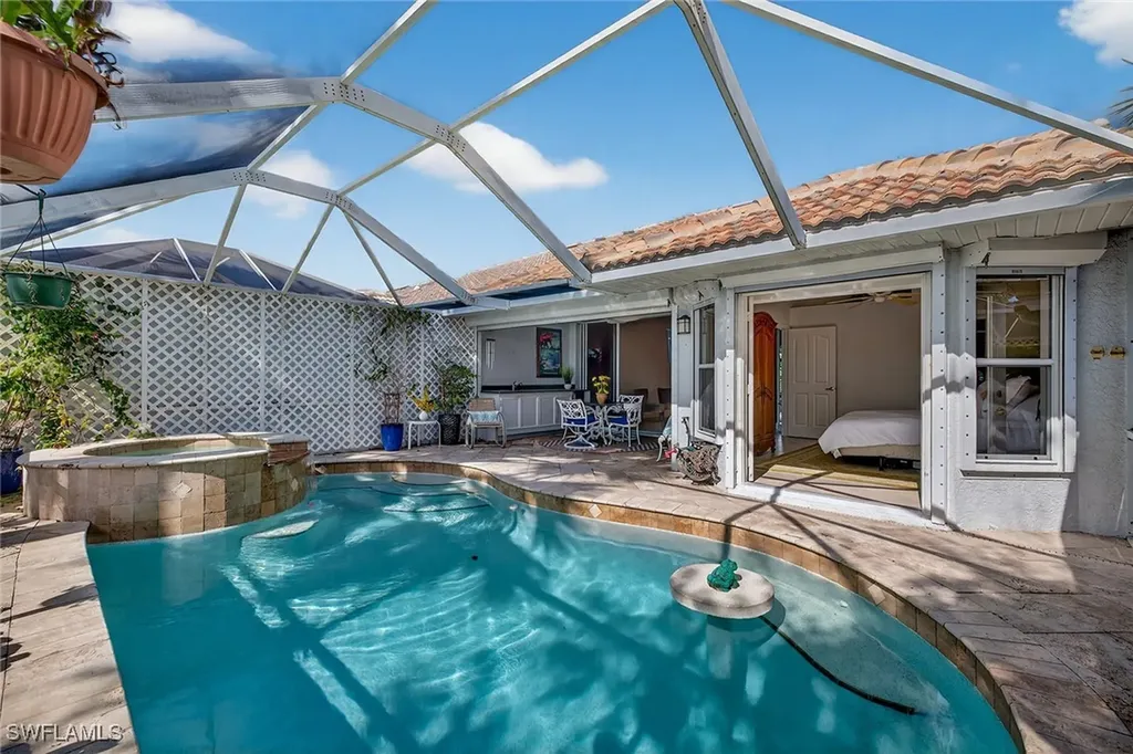 550 Captn Kate Court Naples FL 34110