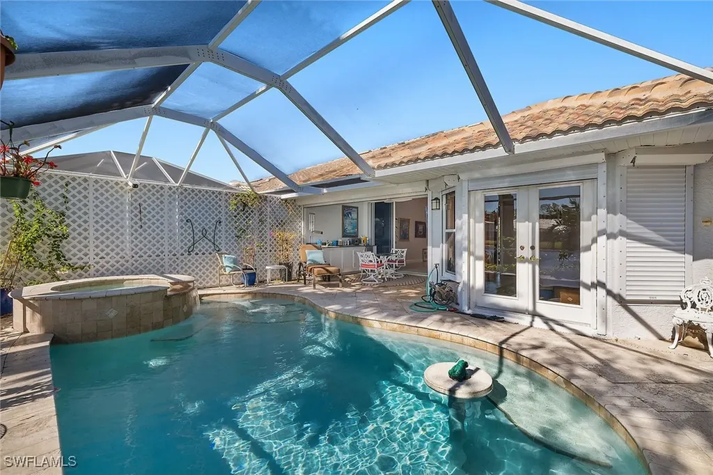 550 Captn Kate Court Naples FL 34110