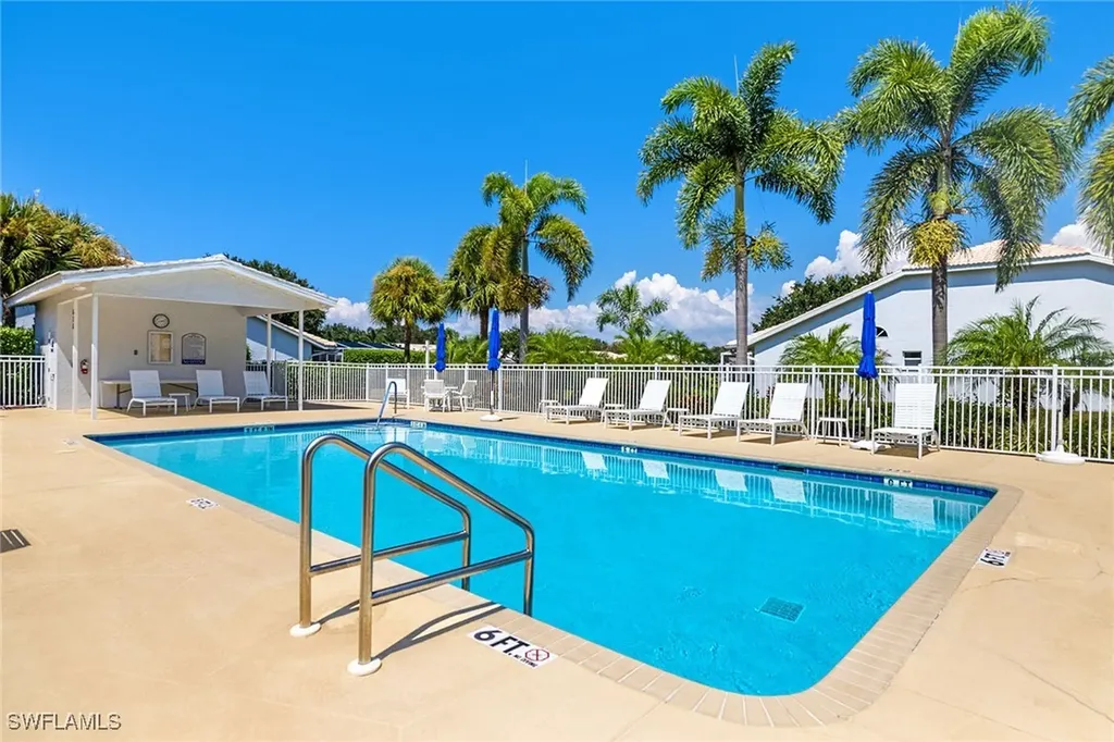 550 Captn Kate Court Naples FL 34110