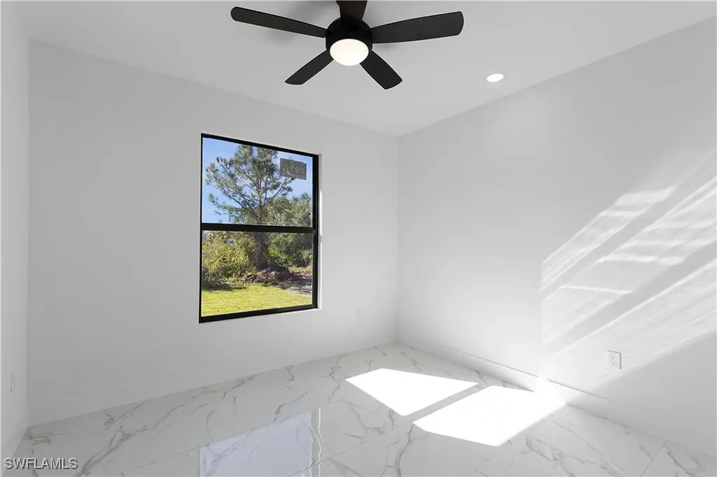 2517 11th Street SW Lehigh Acres FL 33976