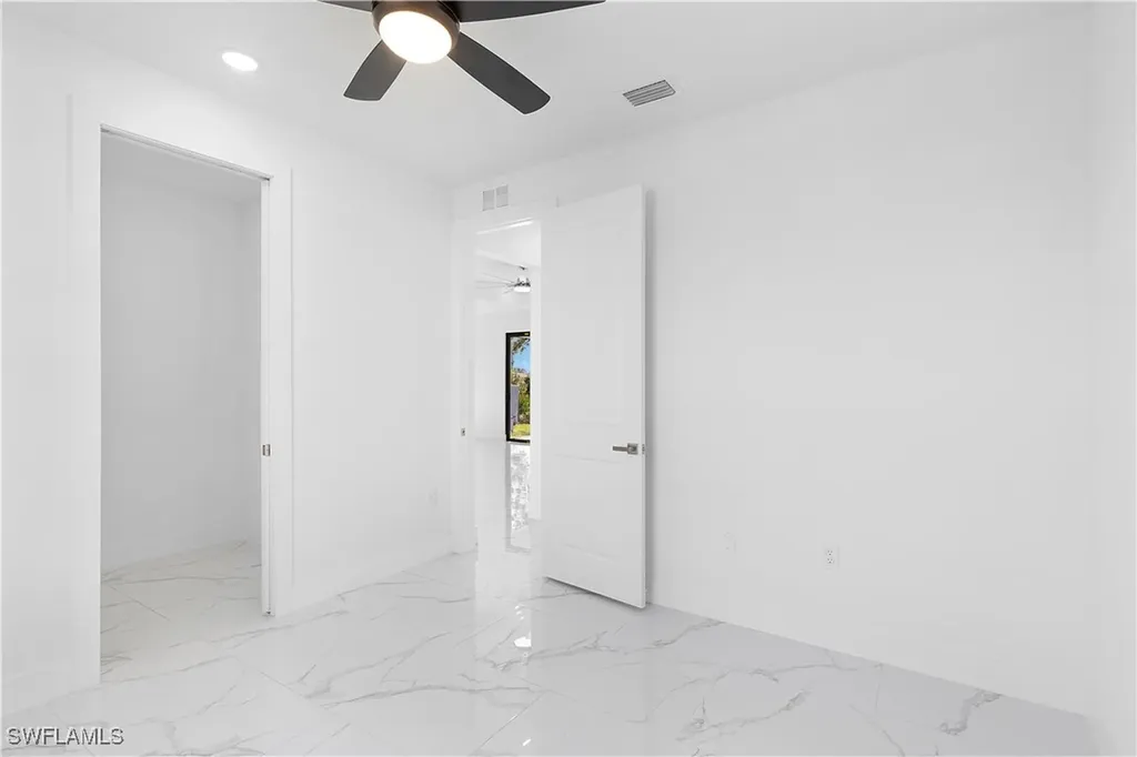 2517 11th Street SW Lehigh Acres FL 33976