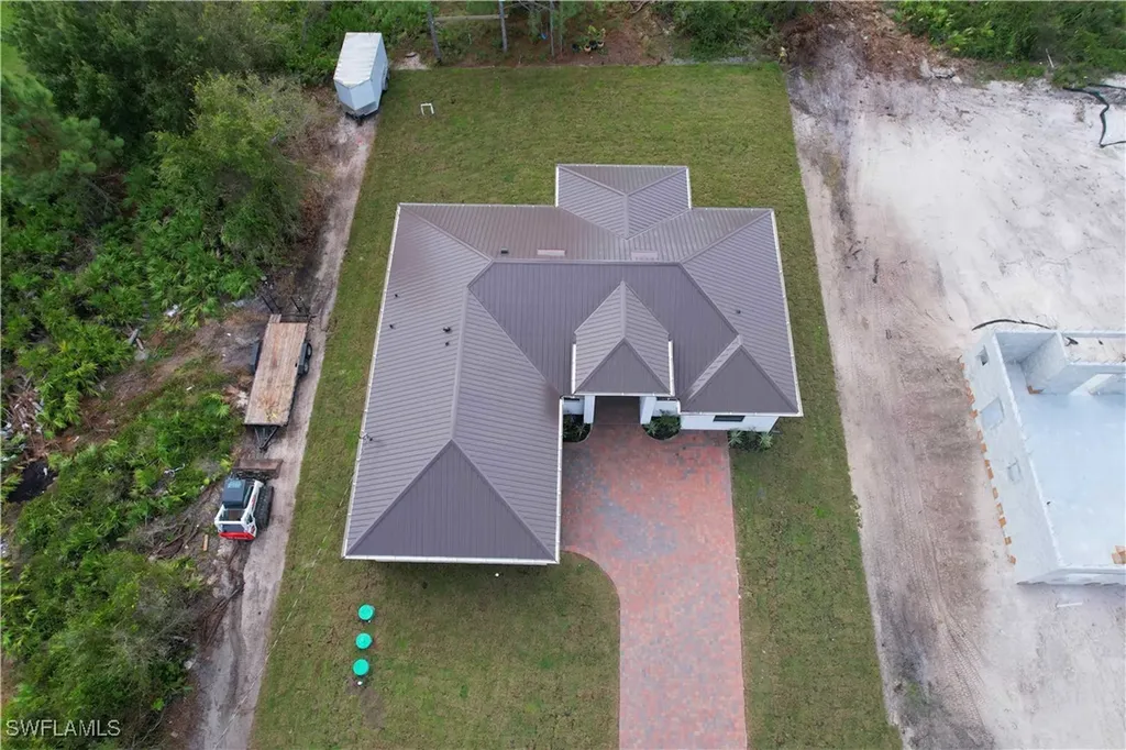 2517 11th Street SW Lehigh Acres FL 33976