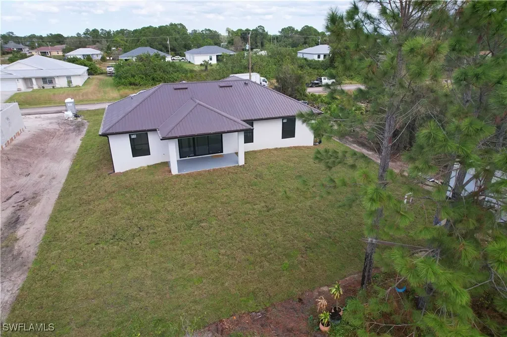 2517 11th Street SW Lehigh Acres FL 33976