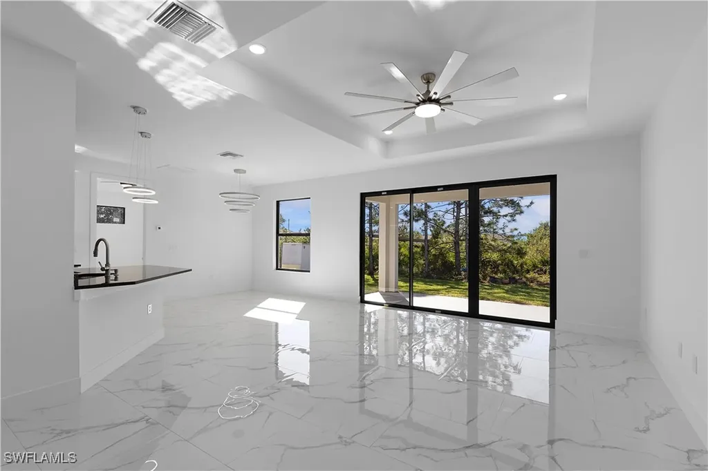2517 11th Street SW Lehigh Acres FL 33976