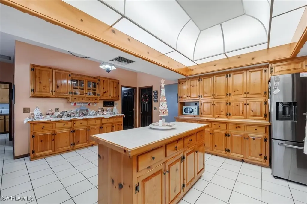 321 Cleveland Avenue Lehigh Acres FL 33936
