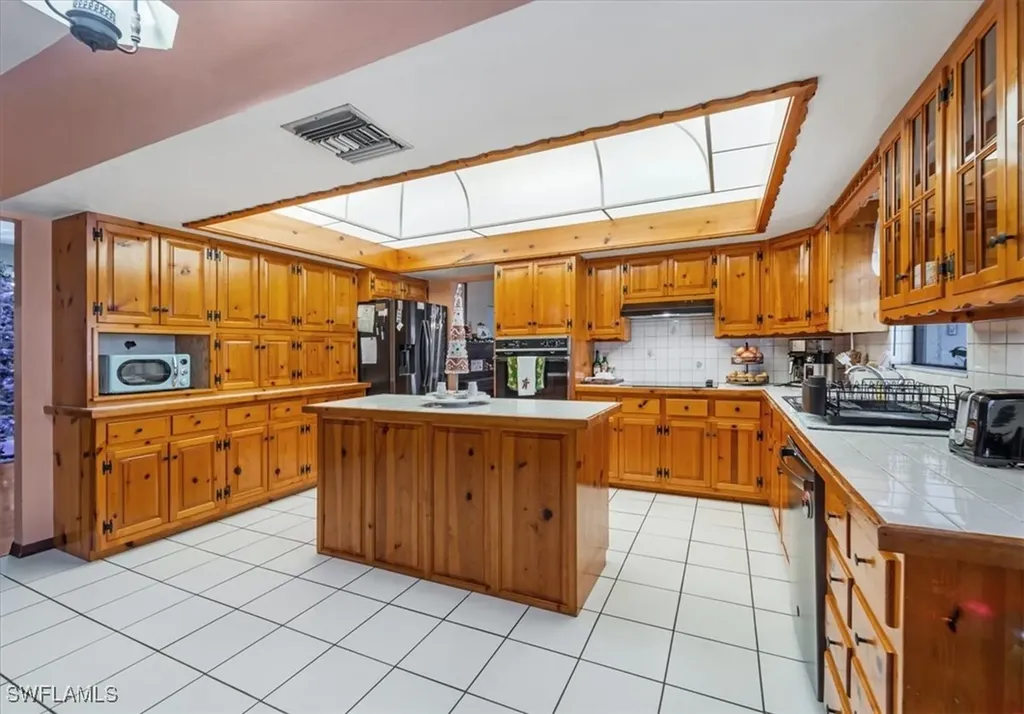 321 Cleveland Avenue Lehigh Acres FL 33936