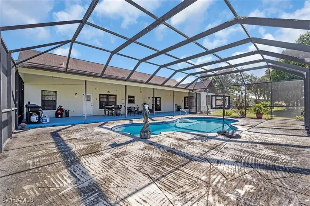 321 Cleveland Avenue Lehigh Acres FL 33936