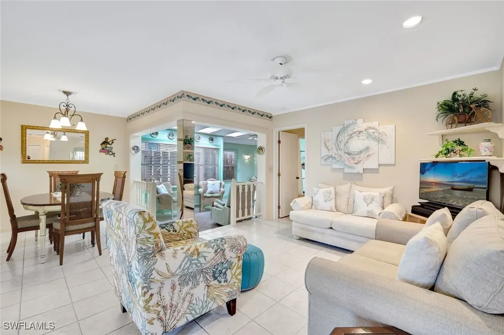 1204 SE 6th Terrace Cape Coral FL 33990