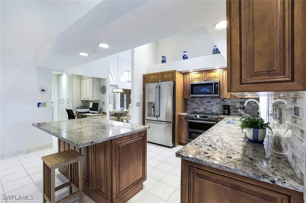 475 Seabee Avenue Naples FL 34108