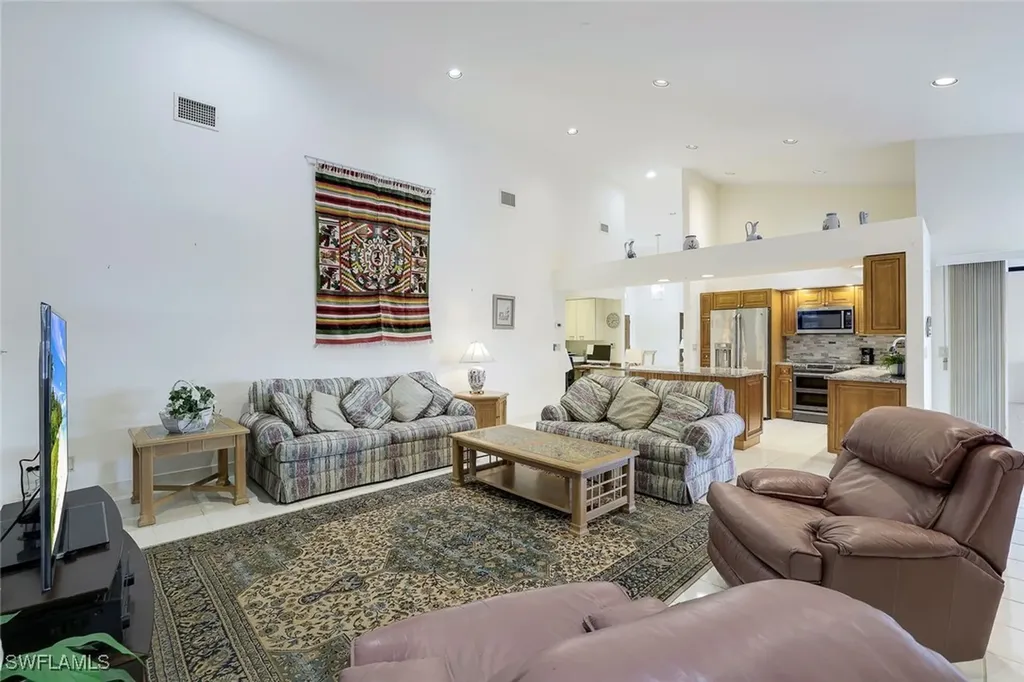 475 Seabee Avenue Naples FL 34108