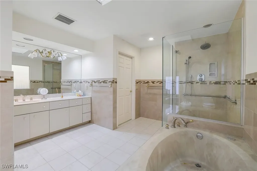 475 Seabee Avenue Naples FL 34108