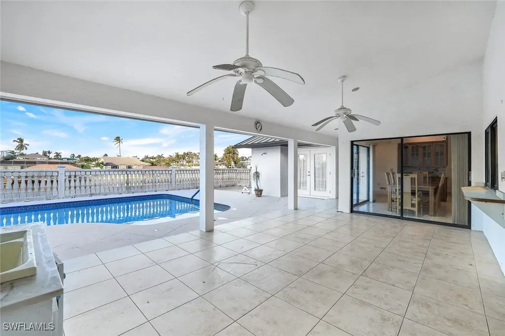 475 Seabee Avenue Naples FL 34108
