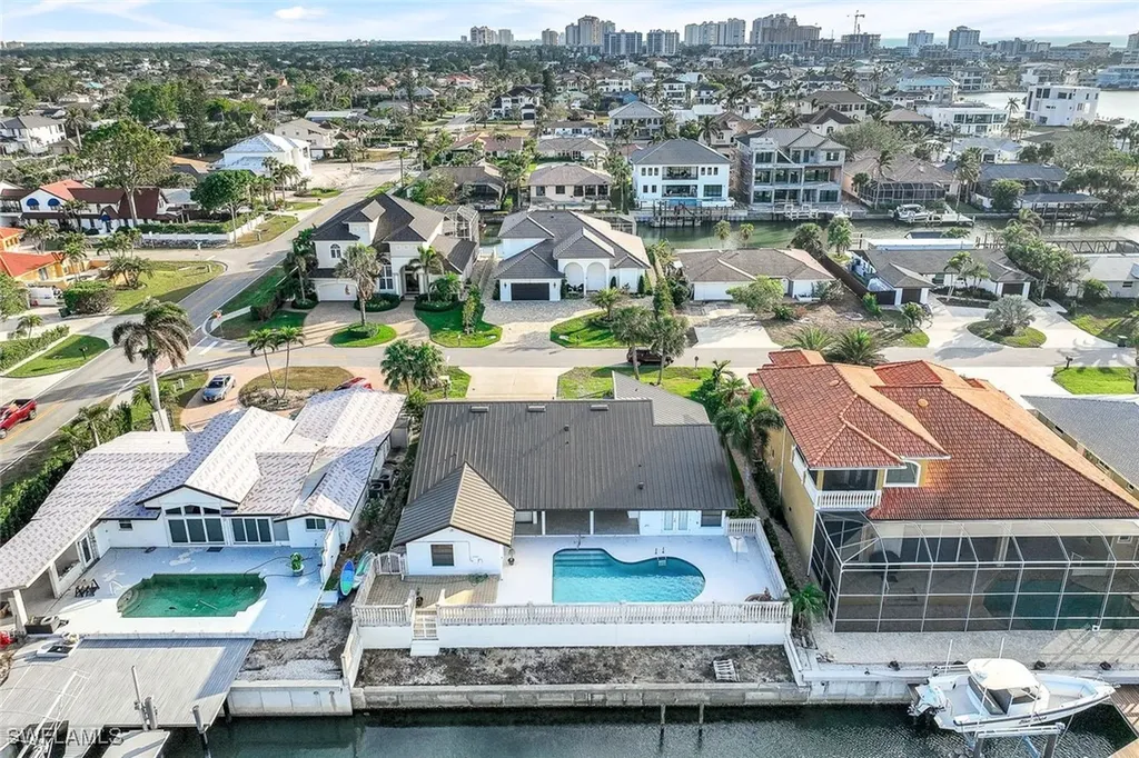 475 Seabee Avenue Naples FL 34108