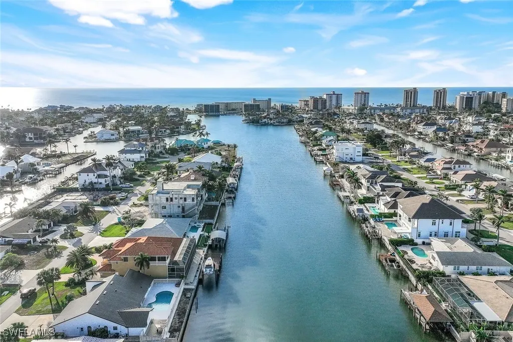 475 Seabee Avenue Naples FL 34108