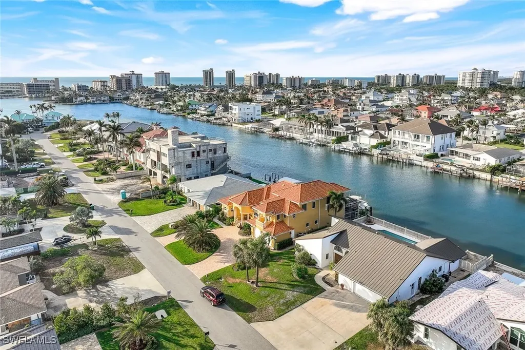 475 Seabee Avenue Naples FL 34108