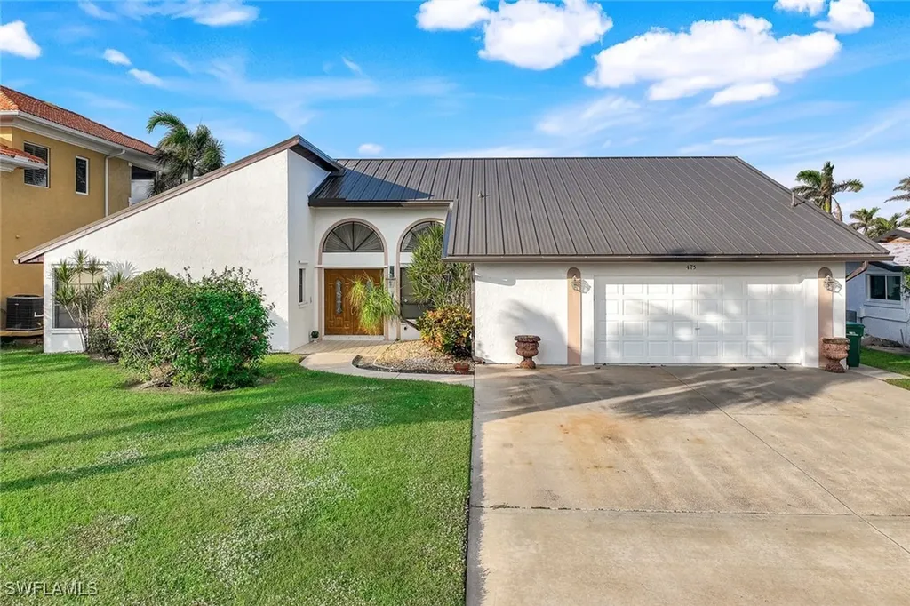 475 Seabee Avenue Naples FL 34108