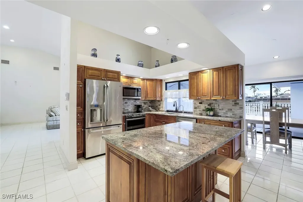 475 Seabee Avenue Naples FL 34108