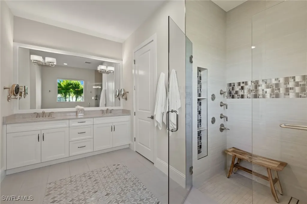 6101 Megans Bay Drive Naples FL 34113