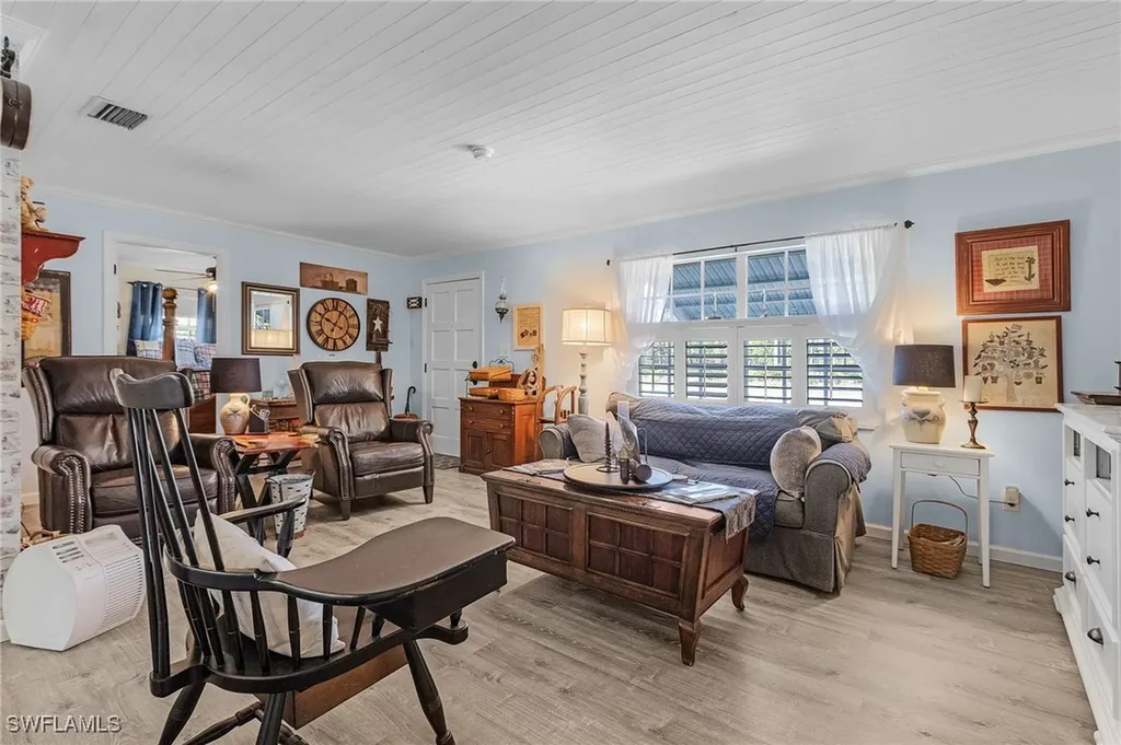 5848 Stringfellow Road St. James City FL 33956