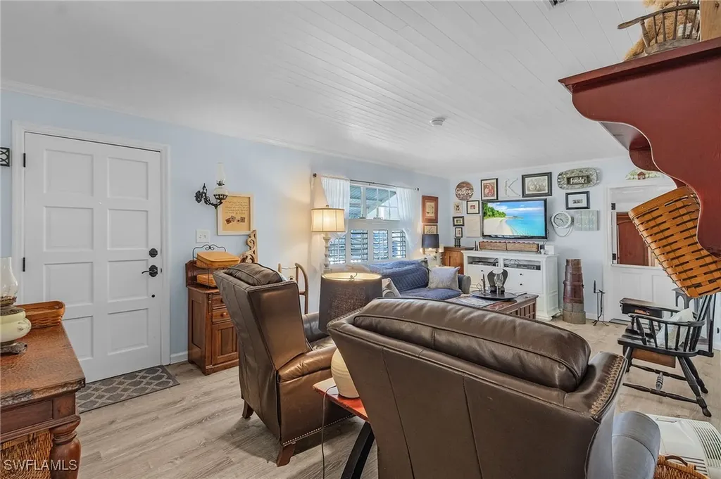 5848 Stringfellow Road St. James City FL 33956