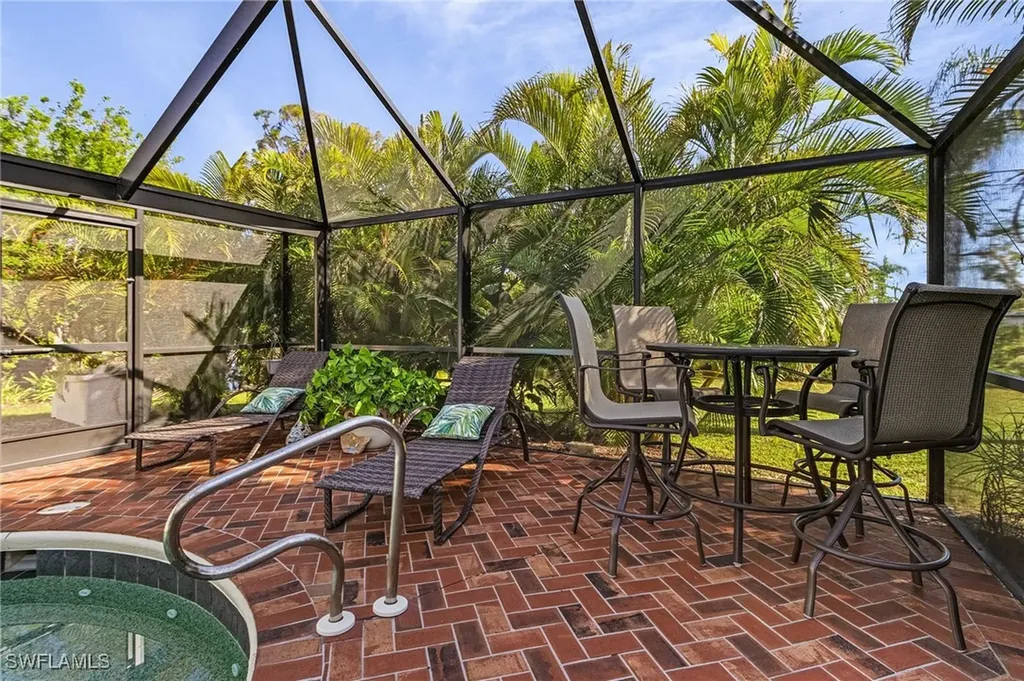 5848 Stringfellow Road St. James City FL 33956