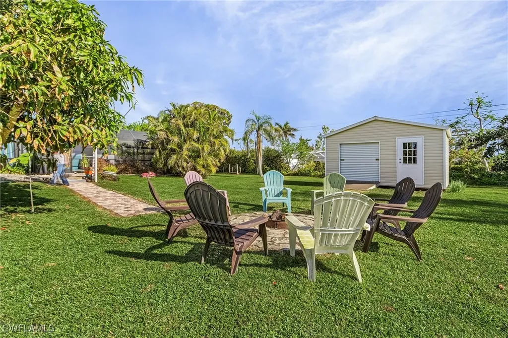 5848 Stringfellow Road St. James City FL 33956