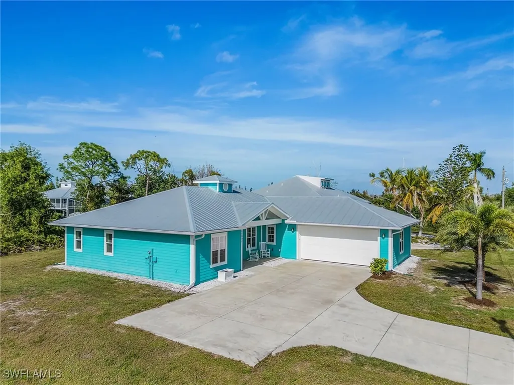11931 Oakland Drive Bokeelia FL 33922