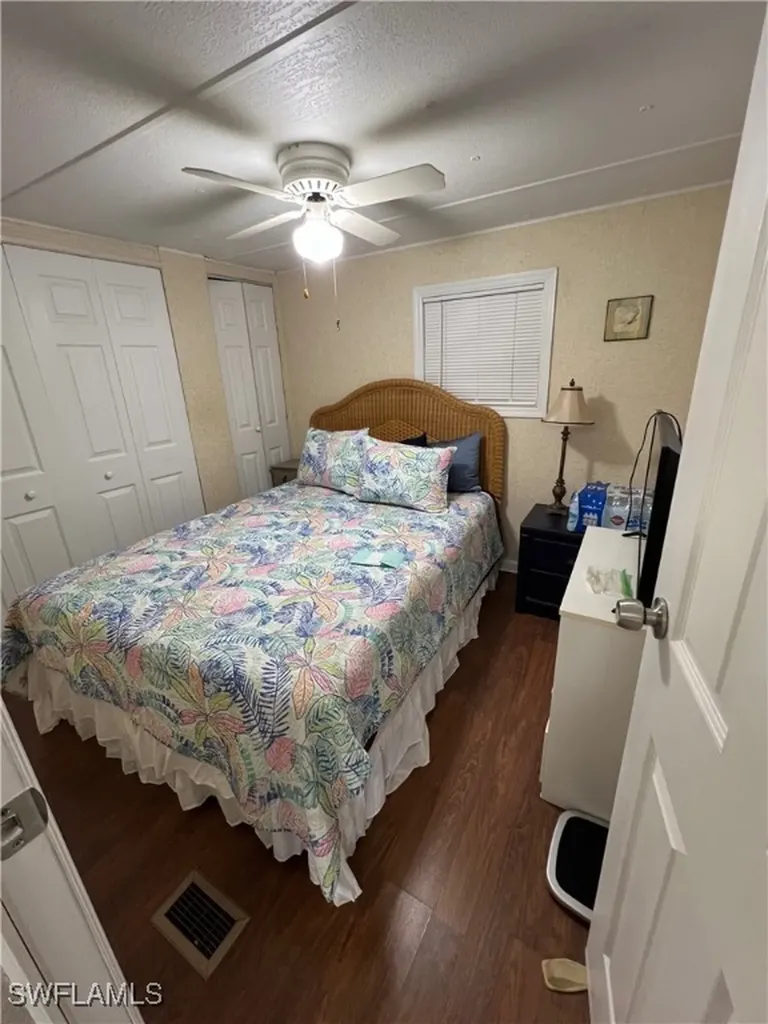 3046 Saturn Circle North Fort Myers FL 33903