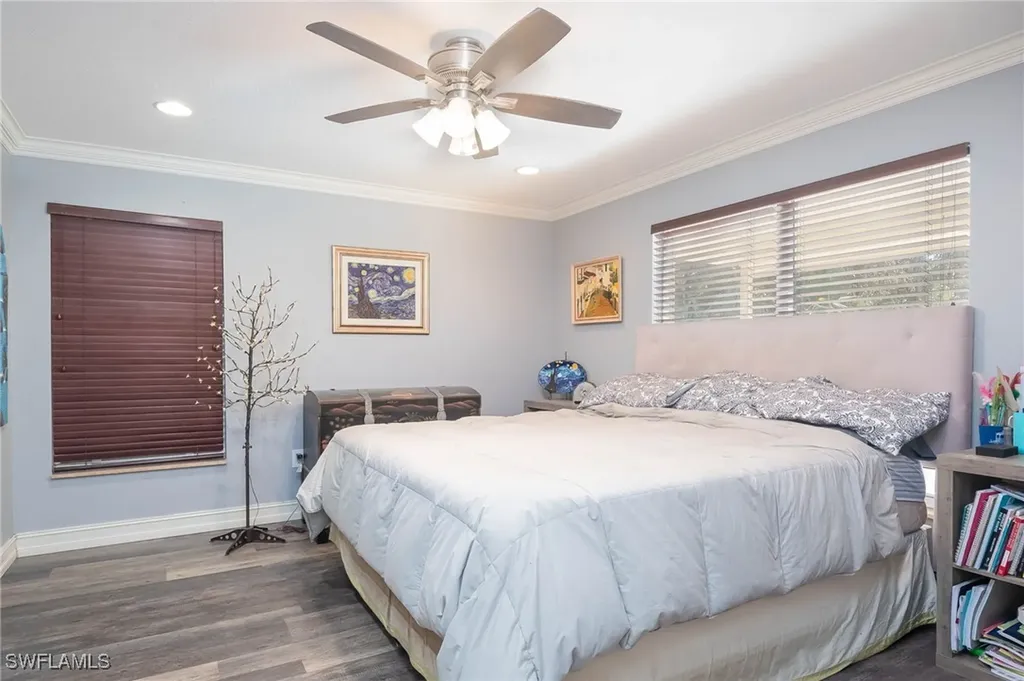 5380 Coral Wood Drive Naples FL 34119