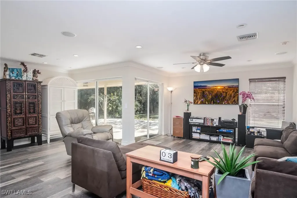 5380 Coral Wood Drive Naples FL 34119