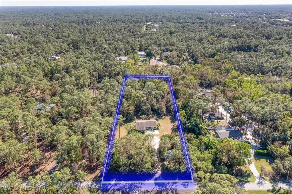 5380 Coral Wood Drive Naples FL 34119