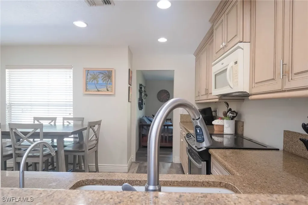 5380 Coral Wood Drive Naples FL 34119