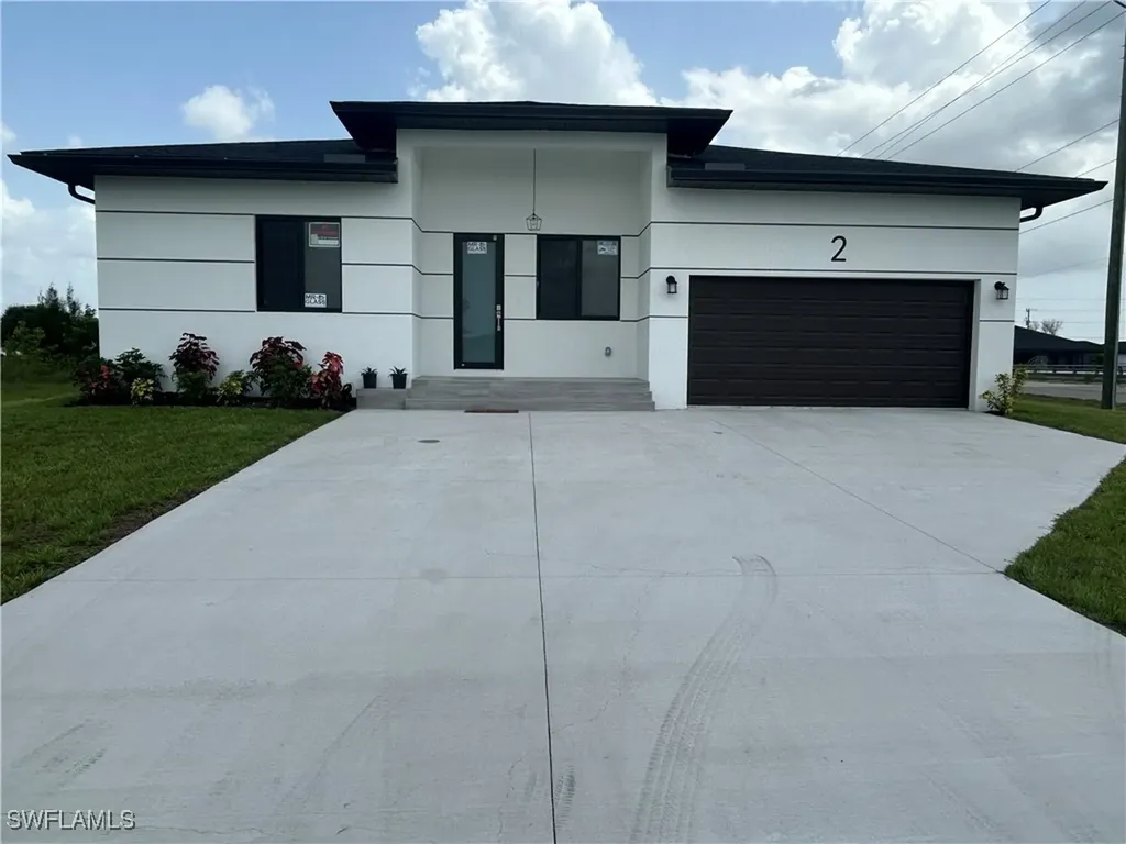 2 NE 9th Street Cape Coral FL 33909