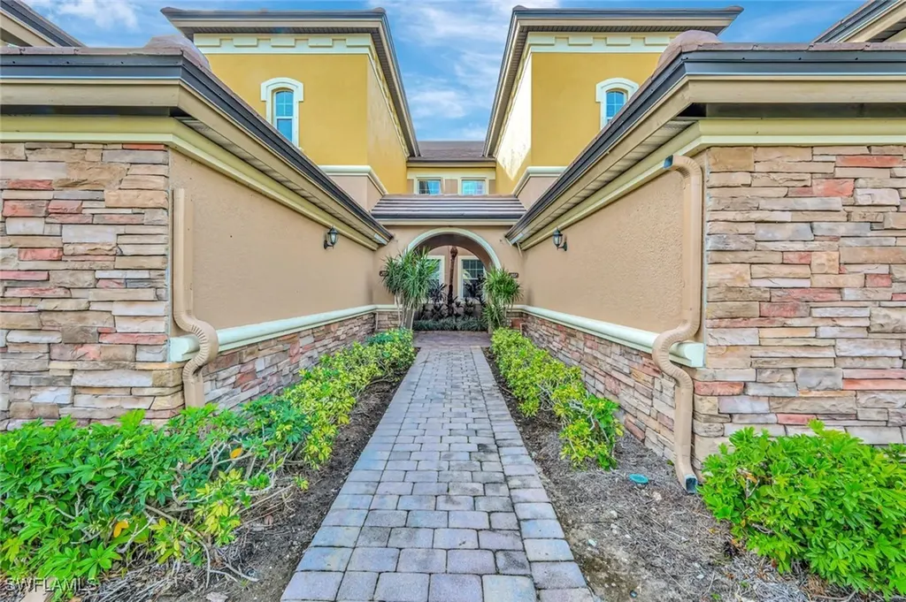 9537 Ironstone Terrace Naples FL 34120