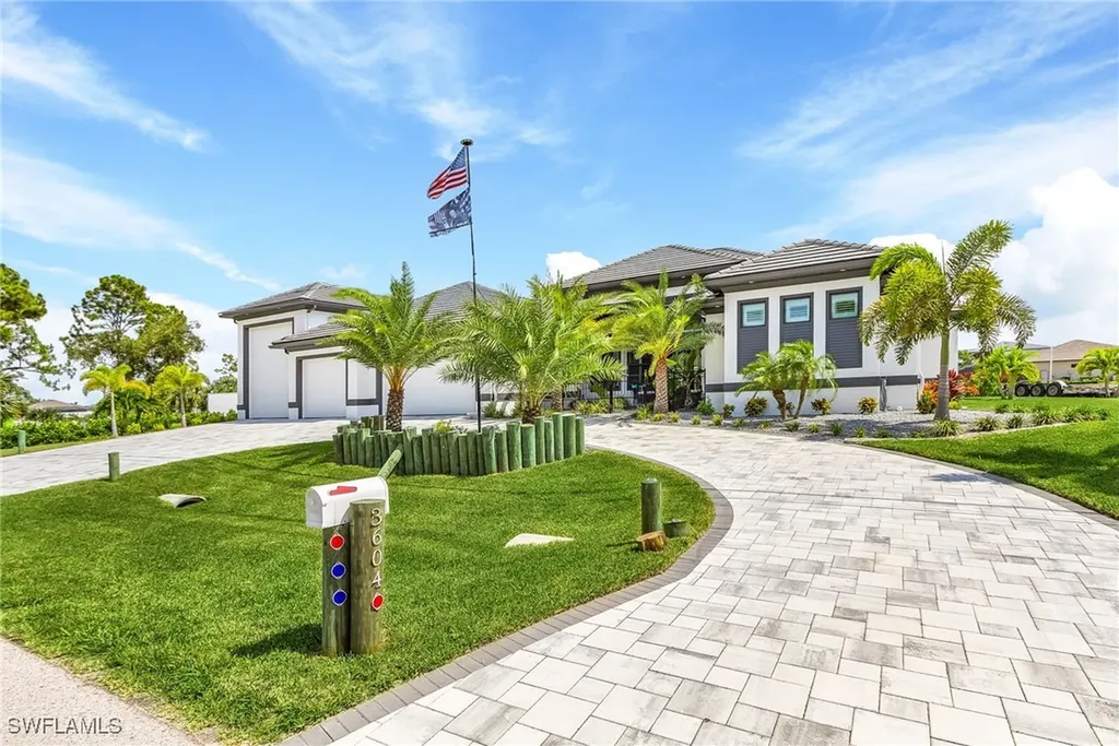 3604 Kismet Parkway W Cape Coral FL 33993