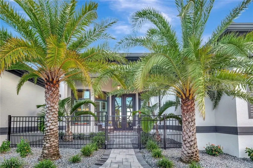 3604 Kismet Parkway W Cape Coral FL 33993