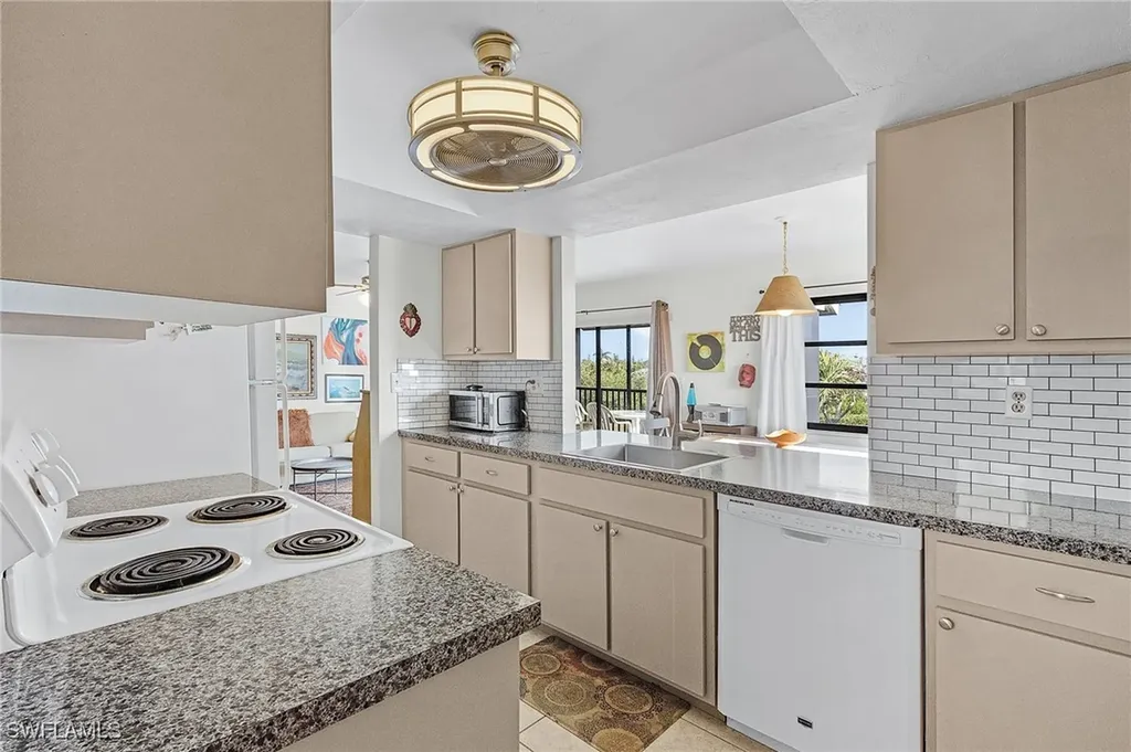 5241 Blue Crab Circle Bokeelia FL 33922